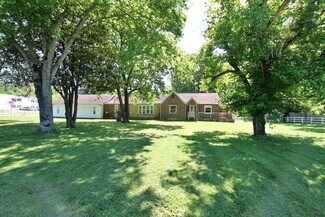 Plus de détails pour 1063 Louisville Hwy, Goodlettsville, TN - Local d’activités à vendre