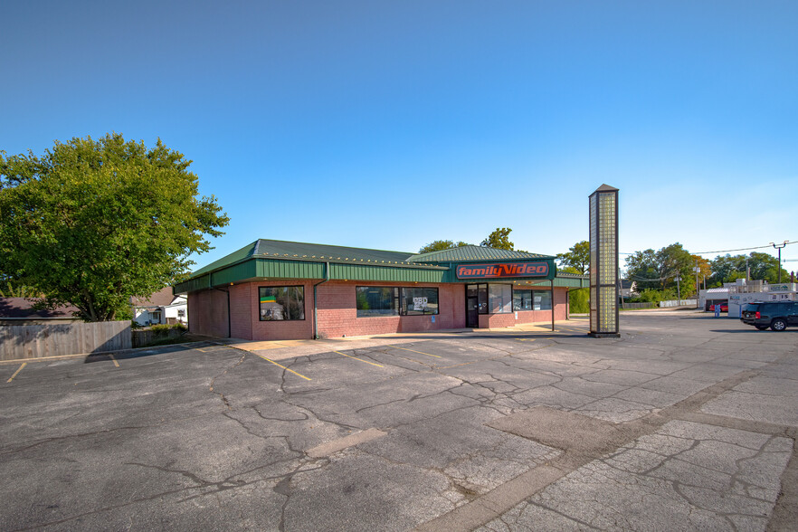 509 N Main St, Monmouth, IL à louer - Photo de l’immeuble – Image 3 sur 7