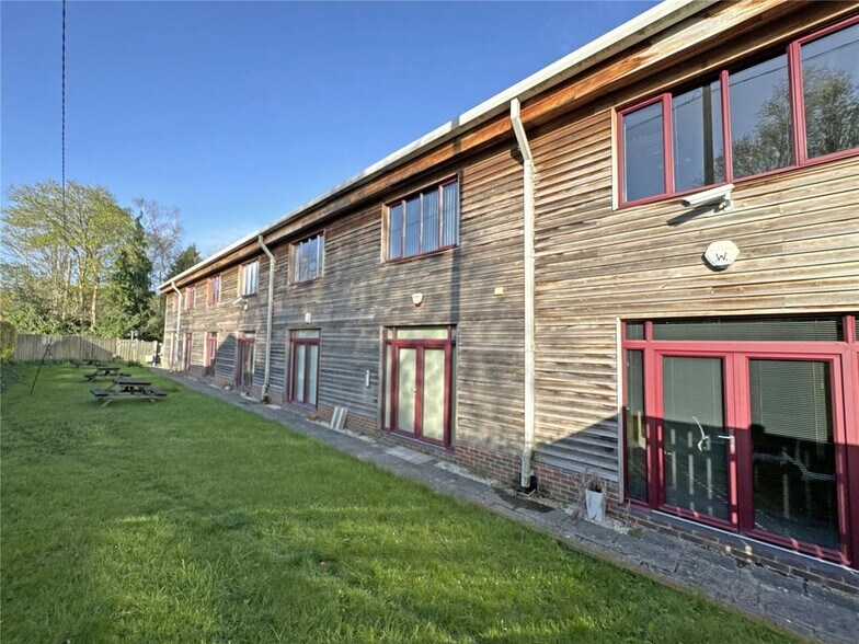 Station Rd, Forest Row à louer - Photo de l’immeuble – Image 3 sur 12