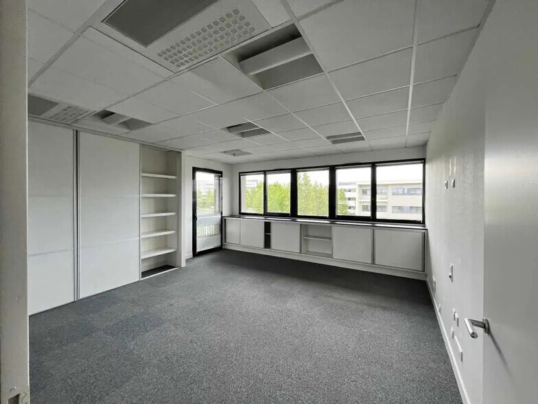 Bureau dans Rennes à louer - Photo de l’immeuble – Image 3 sur 4