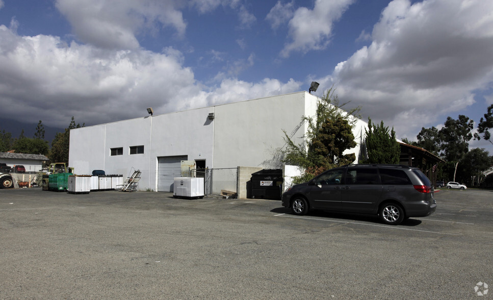 7110 Archibald Ave, Rancho Cucamonga, CA à louer - Photo de l’immeuble – Image 2 sur 3