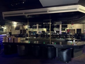 8804 66th St N, Pinellas Park, FL à vendre Photo intérieure– Image 1 sur 4