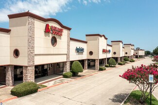 Plus de détails pour 3303-3309 N Central Expy, Plano, TX - Local commercial à louer