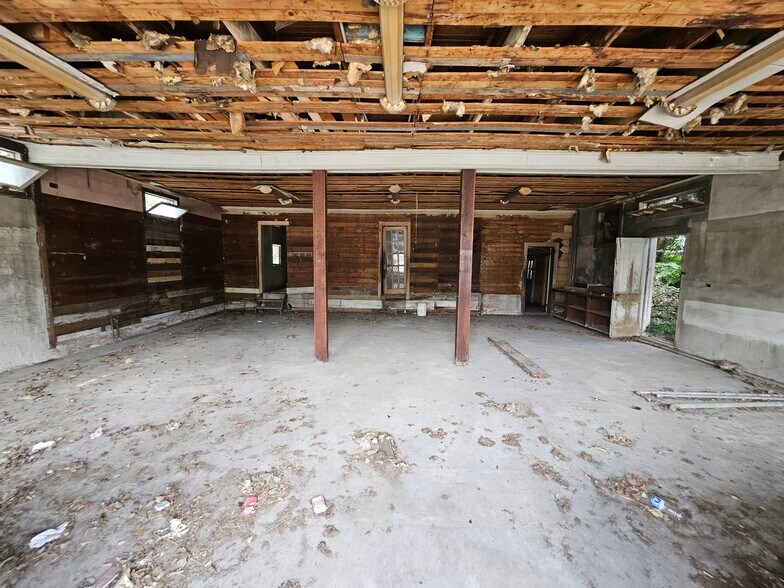 917 Nolan St, San Antonio, TX à vendre - Photo intérieure – Image 2 sur 10