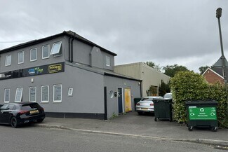 Plus de détails pour 46 Station Rd, Chertsey - Industriel/Logistique à vendre