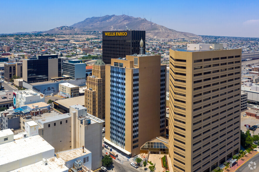 304 Texas Ave, El Paso, TX à louer - Aérien – Image 2 sur 10