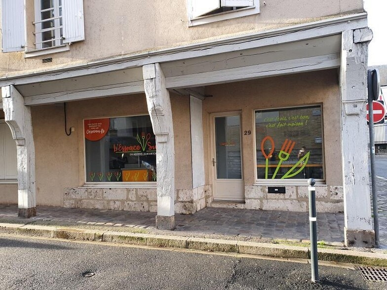 29 Rue Sainte Même, Chartres à louer - Photo de l’immeuble – Image 1 sur 6