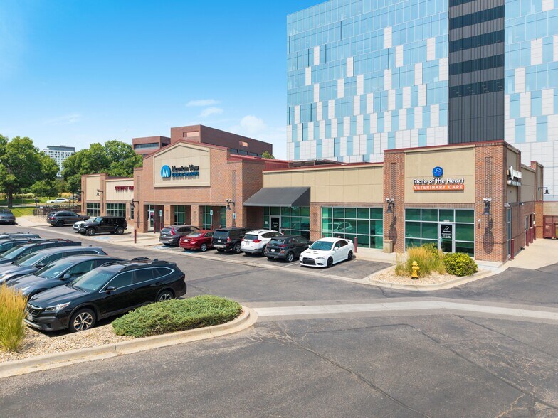 5060-5062 S Syracuse St, Denver, CO à vendre - Photo de l’immeuble – Image 2 sur 7