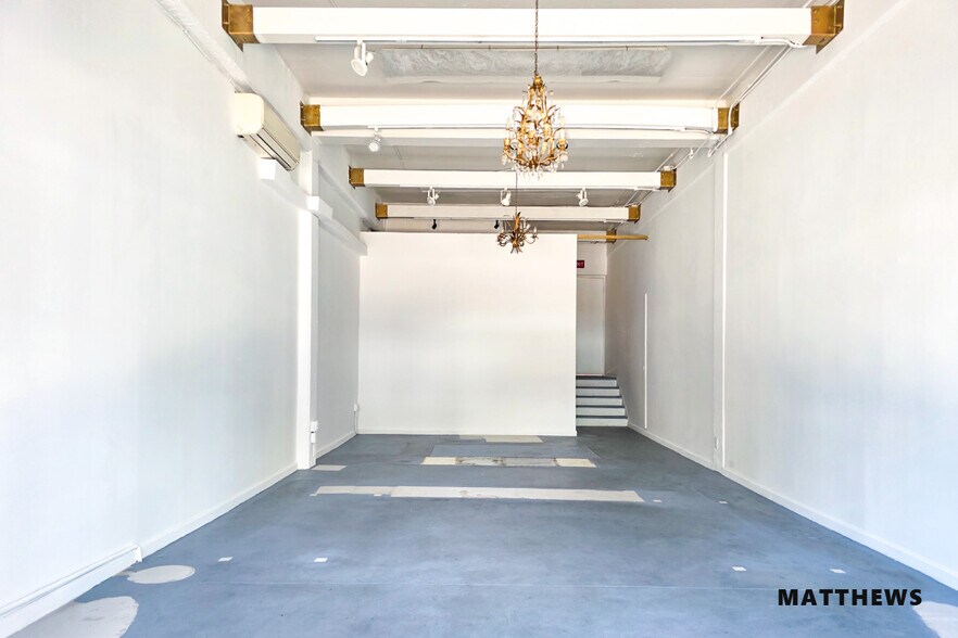 195 S Beverly Dr, Beverly Hills, CA à louer - Photo de l’immeuble – Image 3 sur 5