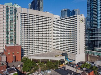 Plus de détails pour 33 Gerrard St W, Toronto, ON - Local commercial à louer