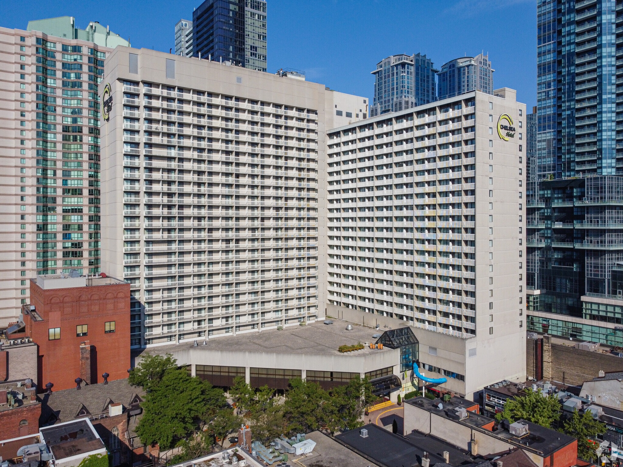 33 Gerrard St W, Toronto, ON à louer Photo principale– Image 1 sur 4