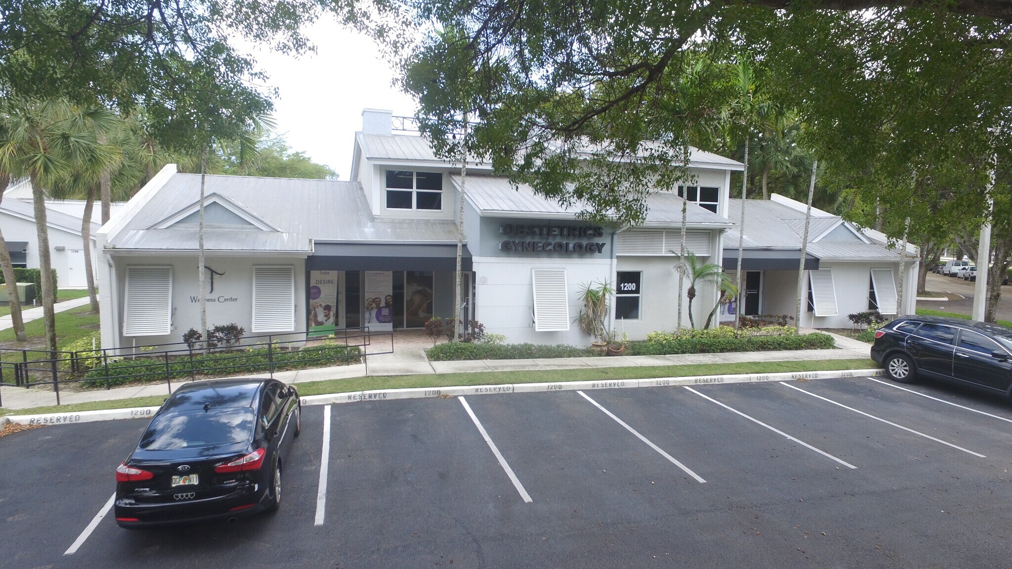 1200 N University Dr, Plantation, FL à vendre Photo de l’immeuble– Image 1 sur 12