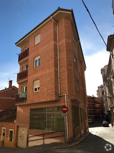 Calle de Miraflores, 5, Segovia, Segovia à louer - Photo principale – Image 1 sur 2