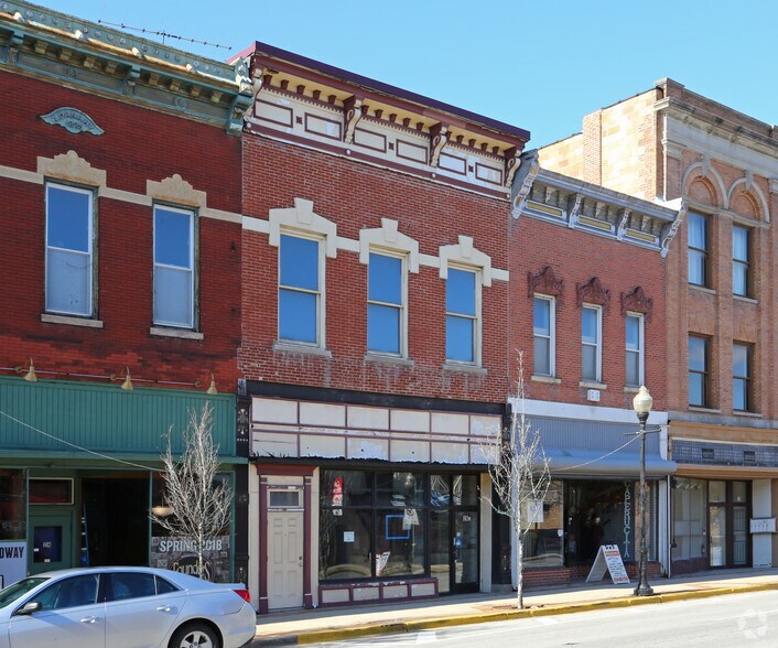 26 N Broadway, Aurora, IL à louer - Photo de l’immeuble – Image 2 sur 4