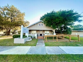 833 Harrison Ave, Panama City, FL à louer Photo de l’immeuble– Image 1 sur 18