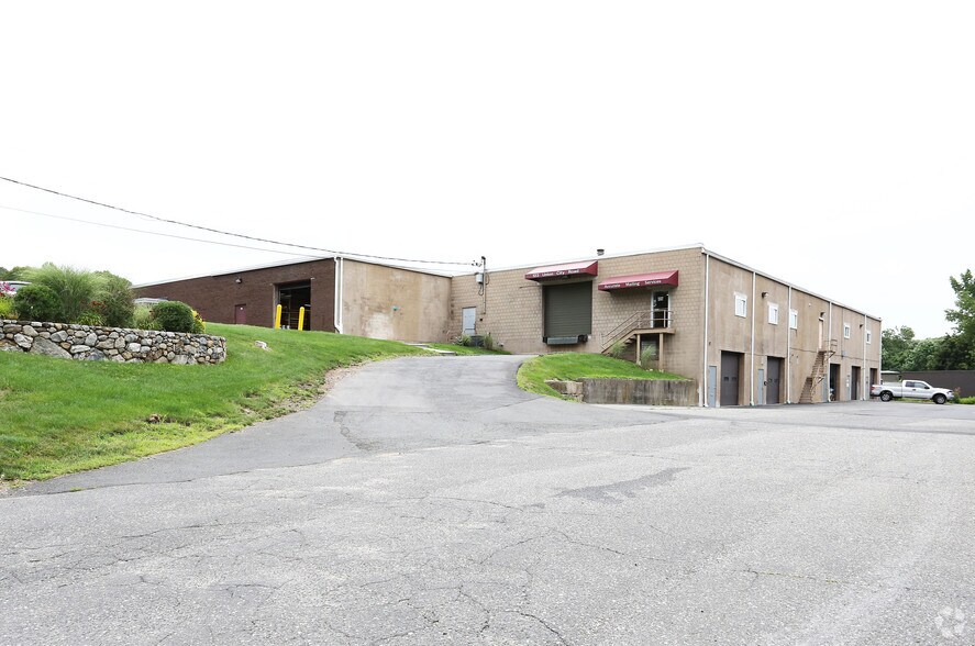 123 Union City Rd, Prospect, CT à louer - Photo de l’immeuble – Image 3 sur 22