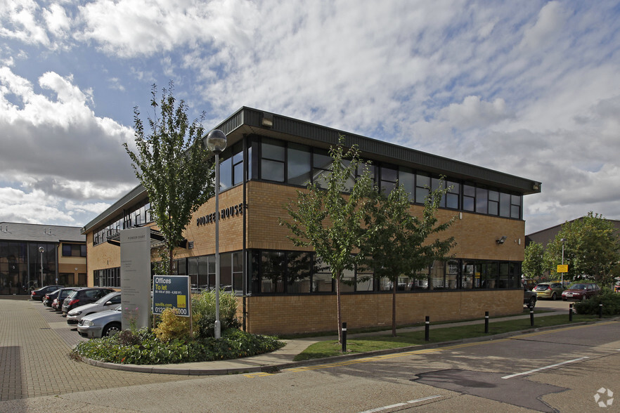 Chivers Way, Histon à louer - Photo principale – Image 1 sur 2