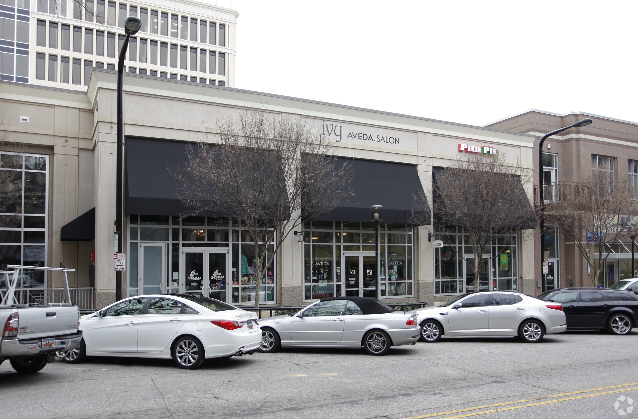 17-21 S Main St, Greenville, SC à louer Photo de l’immeuble– Image 1 sur 16