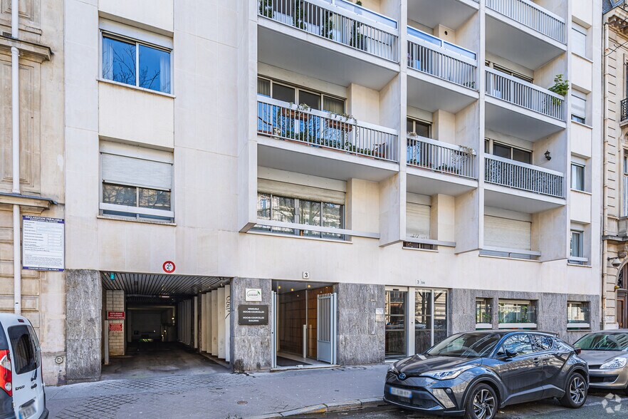 3 Avenue Hoche, Paris à louer - Photo de l’immeuble – Image 3 sur 12