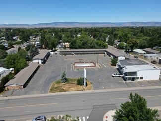 Plus de détails pour 403 W University Way, Ellensburg, WA - Hôtellerie à vendre
