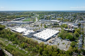 1925 Pawtucket Ave, East Providence, RI - Vue aérienne  vue de carte - Image1