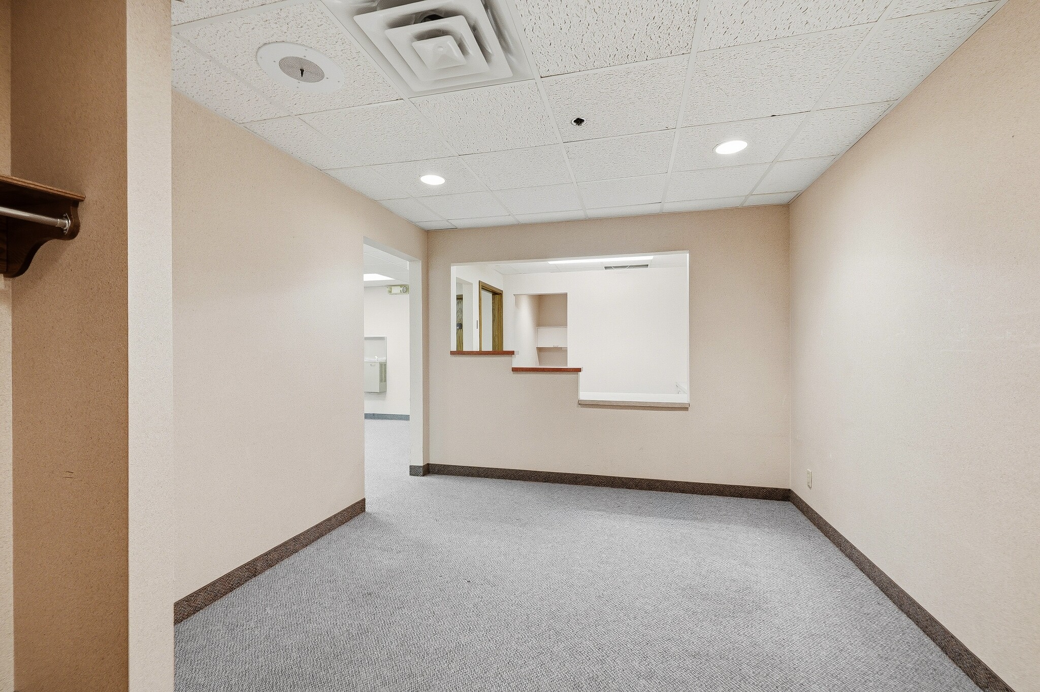 3860-3960 Coon Rapids Blvd NW, Coon Rapids, MN à louer Photo intérieure– Image 1 sur 14
