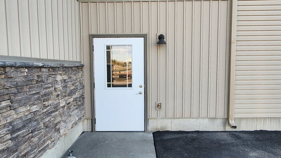 4016 Professional Way, Idaho Falls, ID à louer - Photo de l’immeuble – Image 3 sur 12