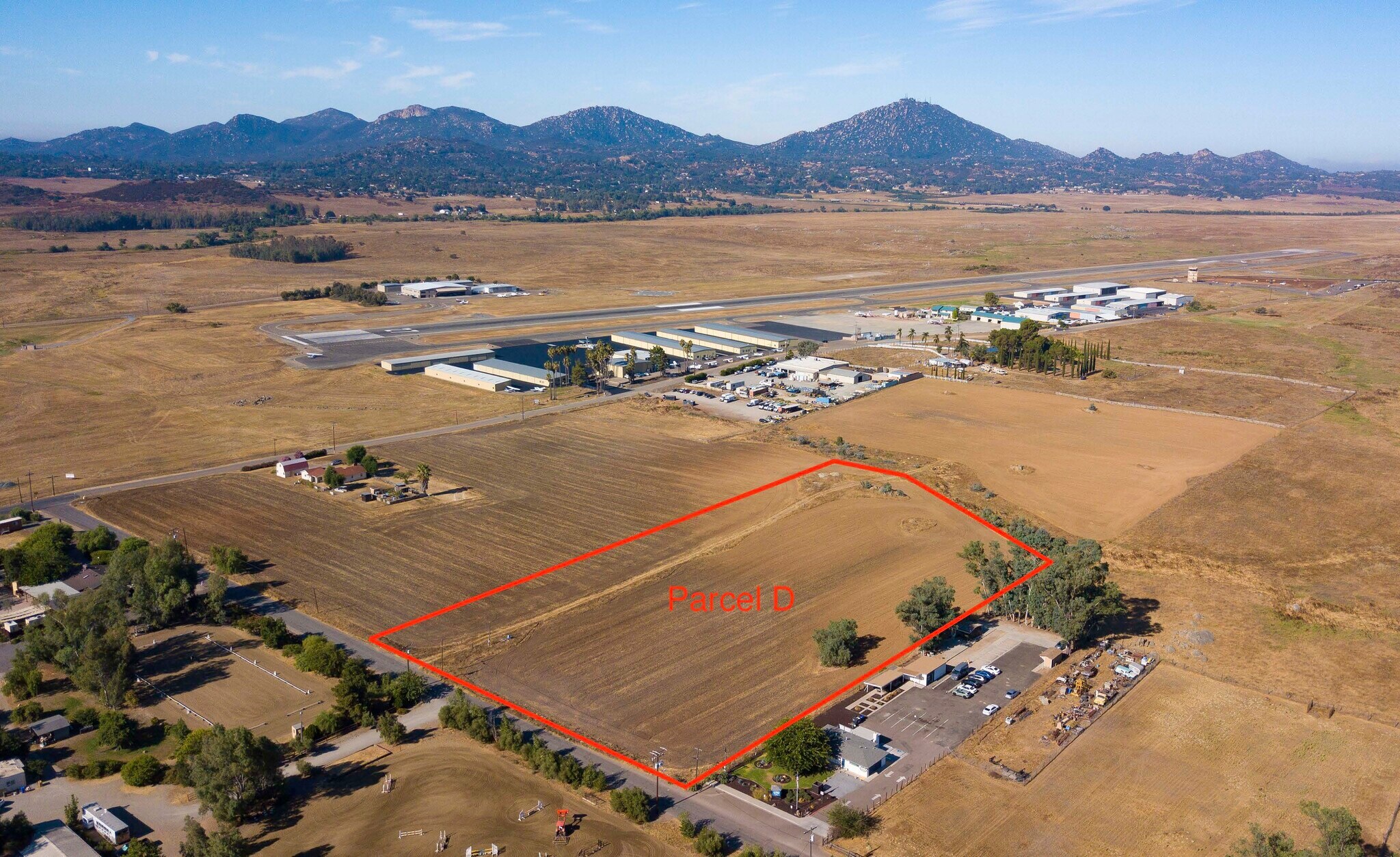 000 Montecito Rd, Ramona, CA à vendre Photo principale– Image 1 sur 4