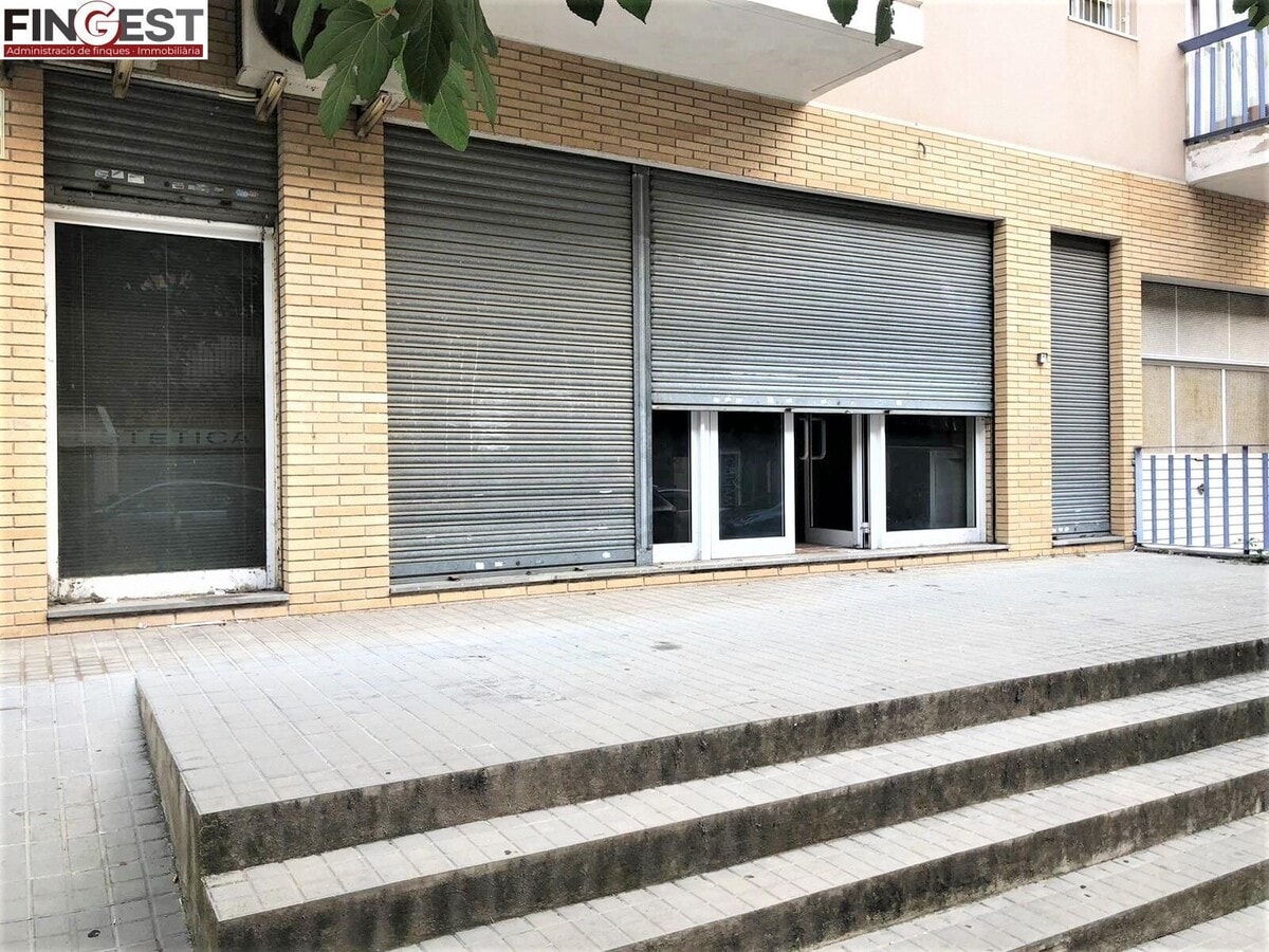 Blanes, GER 17300 - Lot - - - Photo intérieure - Image 1 of 8