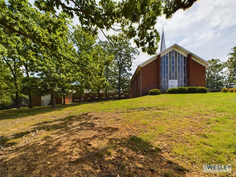 2405 Bellemeade St, High Point, NC à vendre - Photo de l’immeuble – Image 1 sur 26
