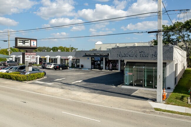 Plus de détails pour 821-859 E Oakland Park Blvd, Oakland Park, FL - Local commercial à louer