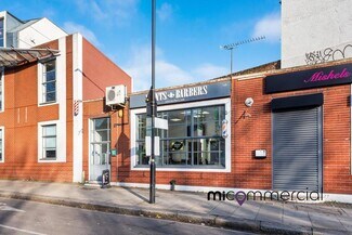 Plus de détails pour 84-87 Agincourt Rd, Londres - Local commercial à vendre