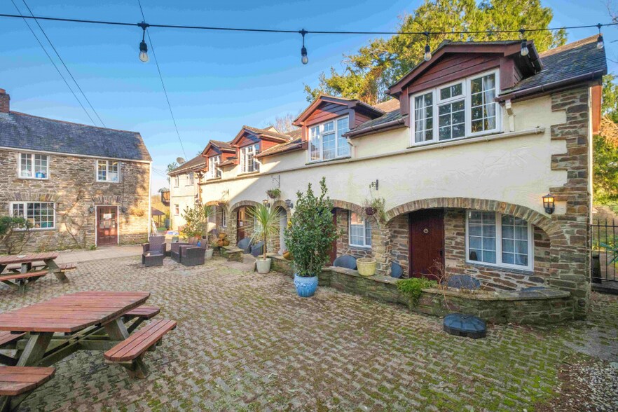 Liskeard Rd, Saltash à vendre - Photo de l’immeuble – Image 3 sur 8