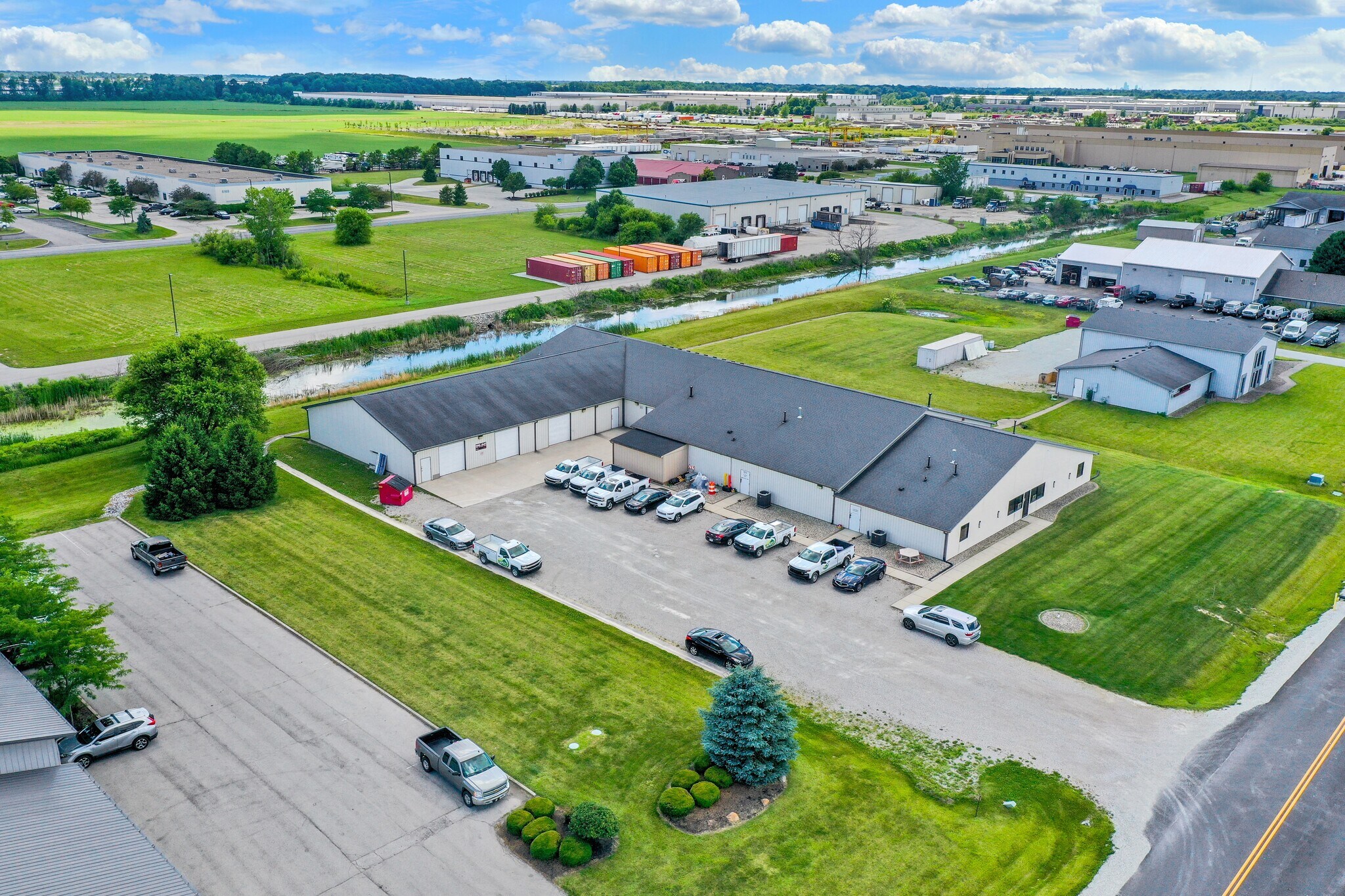 6135 W 400 N, Greenfield, IN à louer Photo de l’immeuble– Image 1 sur 33