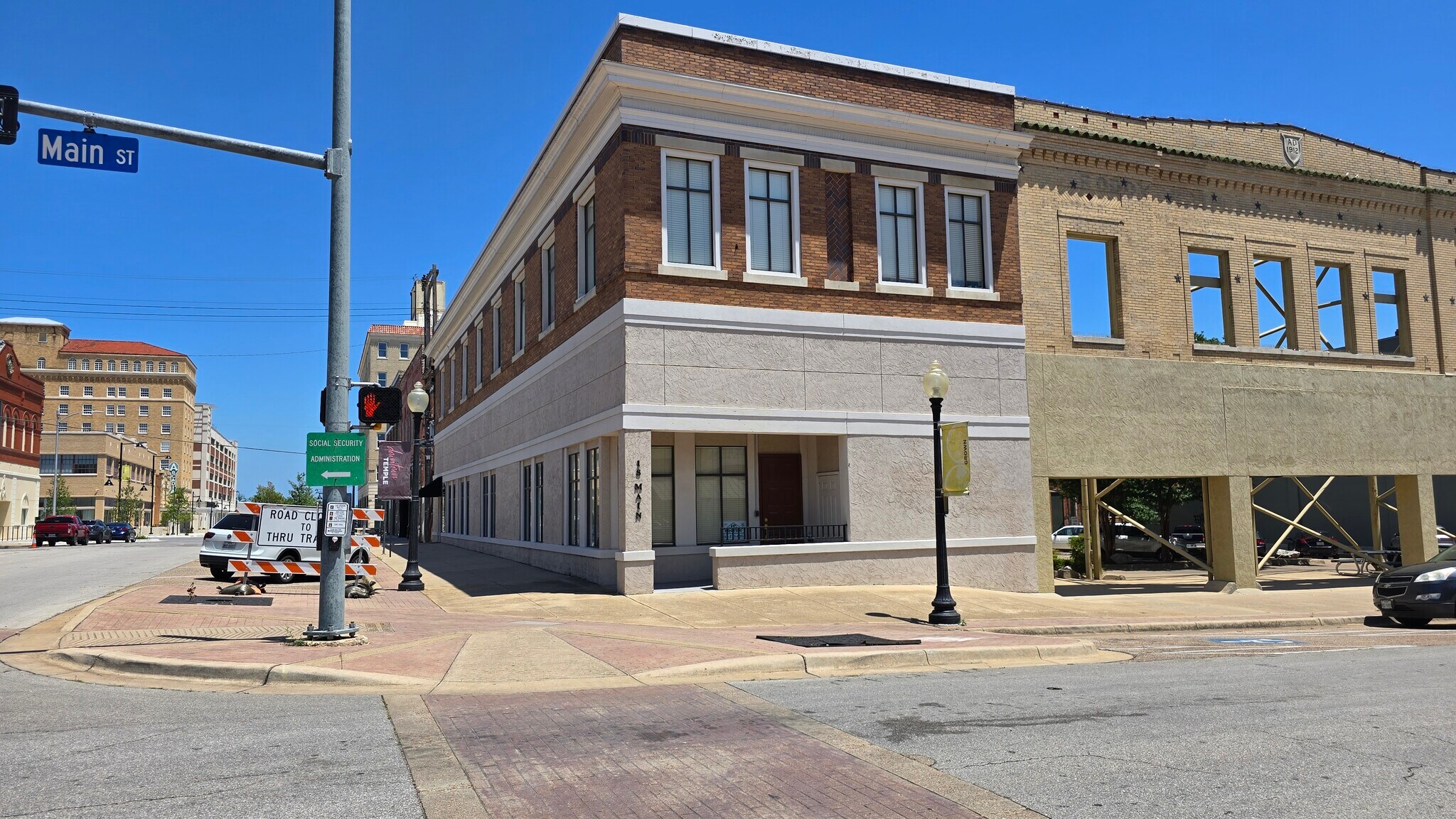 1 E Central Ave, Temple, TX à louer Photo principale– Image 1 sur 23