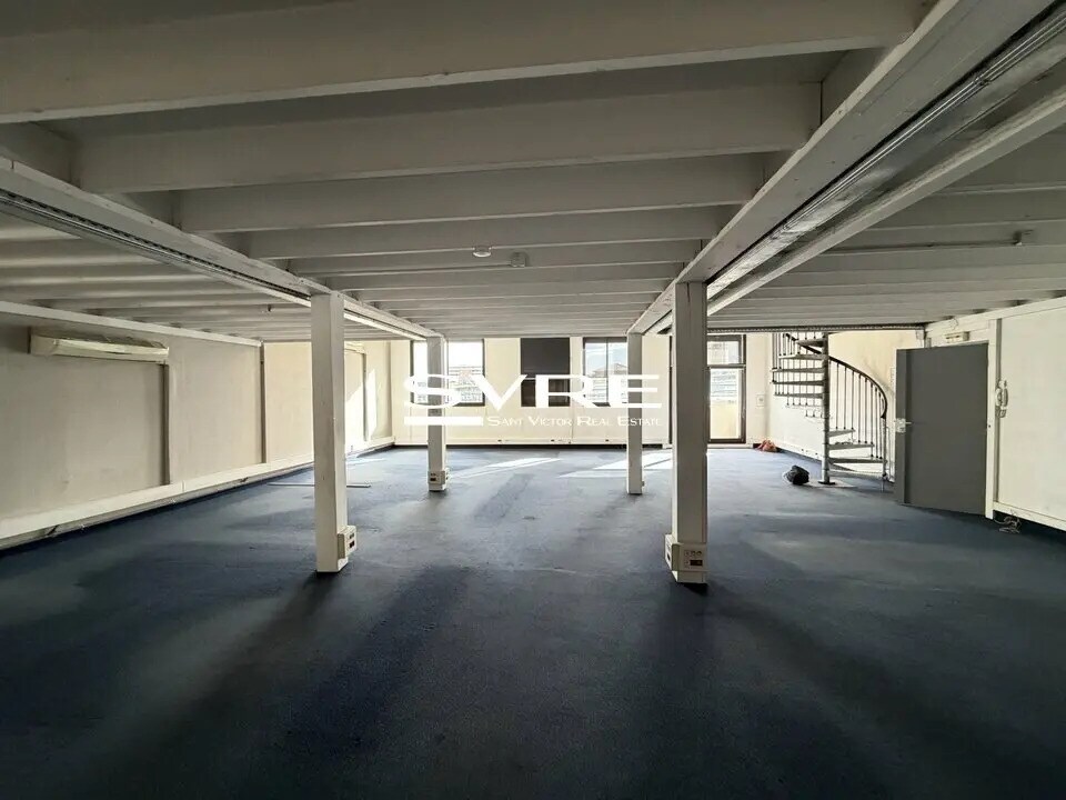 Local commercial dans Marseille à vendre Photo de l’immeuble– Image 1 sur 13