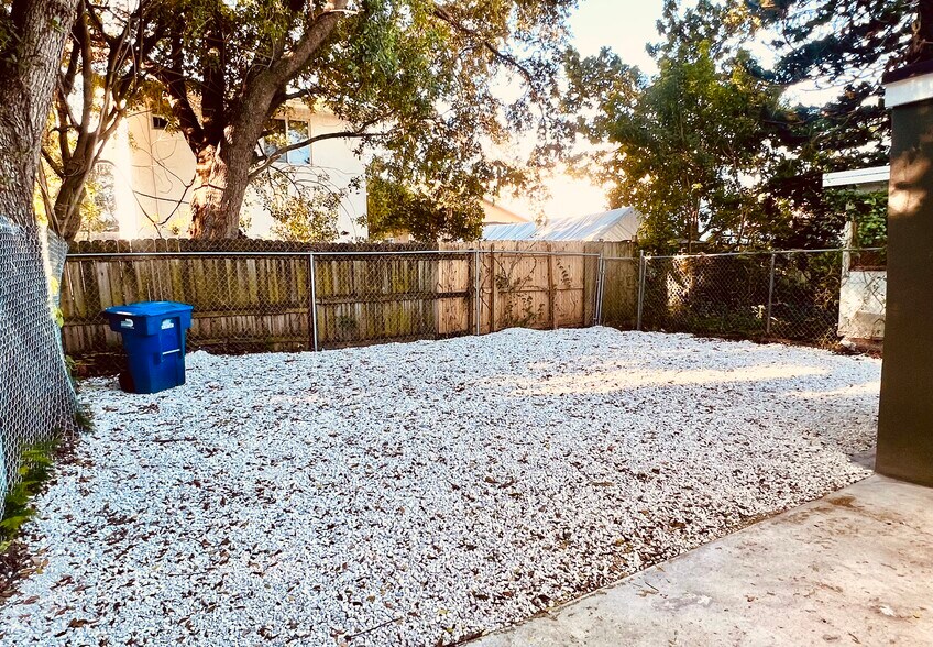 3070 NW 46th St, Miami, FL à vendre - Photo de l’immeuble – Image 3 sur 11