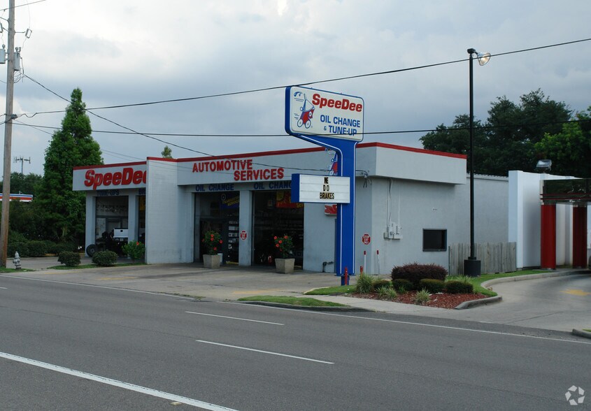 1714 Veterans Memorial Blvd, Metairie, LA à vendre - Photo principale – Image 1 sur 2