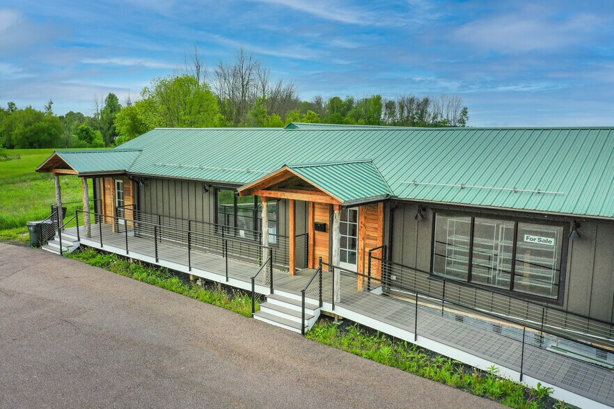 7 Ferry Rd, South Hero, VT à vendre - Photo de l’immeuble – Image 1 sur 29