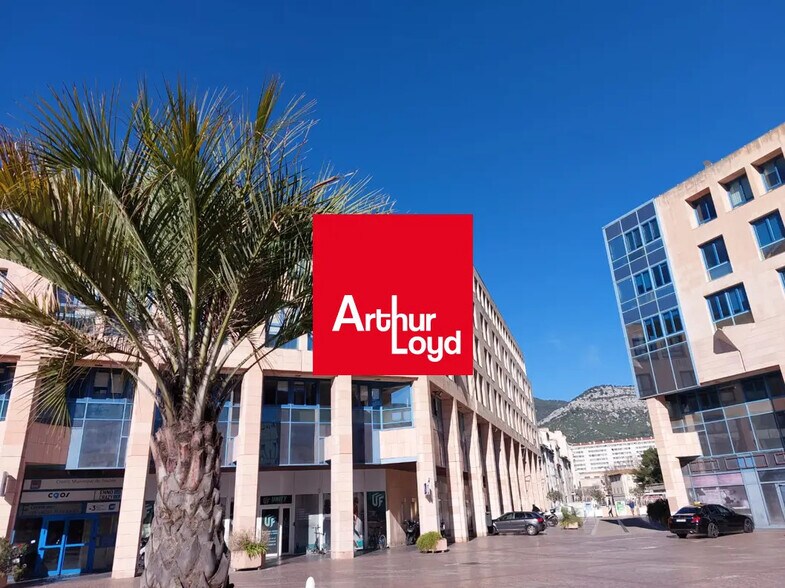 Bureau dans Toulon à louer - Photo de l’immeuble – Image 1 sur 13
