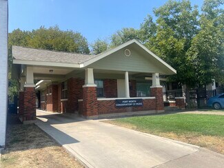 Plus de détails pour 2816 Hemphill St, Fort Worth, TX - Bureau à vendre
