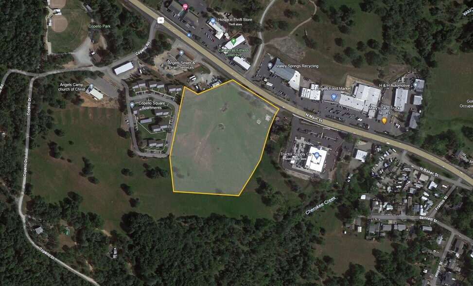 493 Main st, Angels Camp, CA à vendre - Aérien – Image 2 sur 15