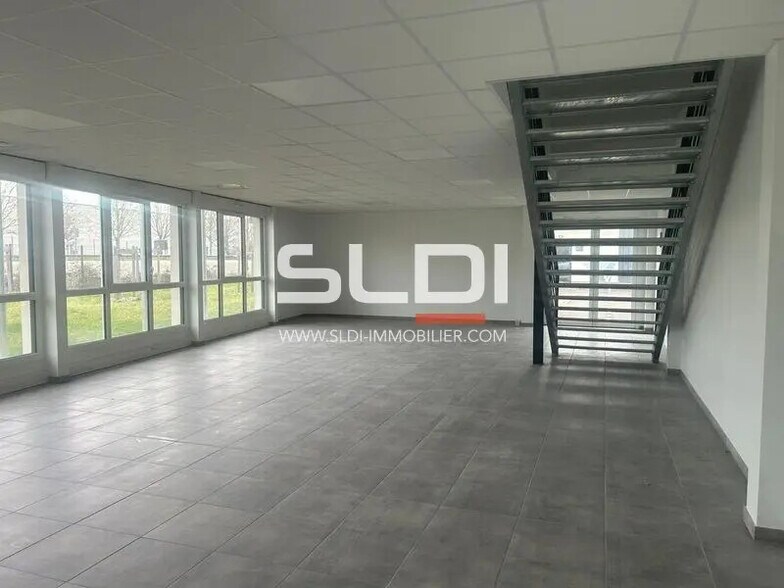 Local d'activités dans Genay à vendre - Photo intérieure – Image 3 sur 9