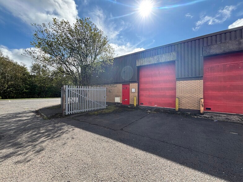 Bridgend Ln, Dalry à louer - Photo de l’immeuble – Image 1 sur 5