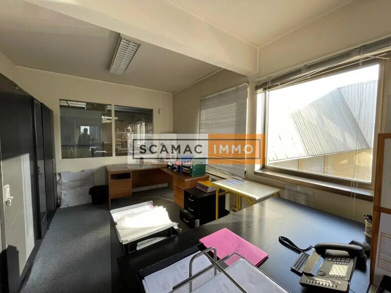 Industriel/Logistique dans à louer - Photo intérieure – Image 2 sur 4