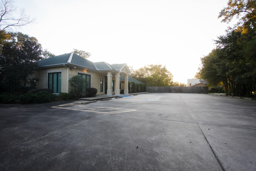2935 Toccoa St, Beaumont, TX à louer - Photo de l’immeuble – Image 3 sur 14