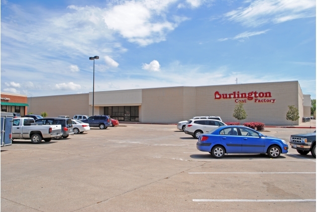 Plus de détails pour 5000-5050 W Waco Dr, Waco, TX - Local commercial à louer