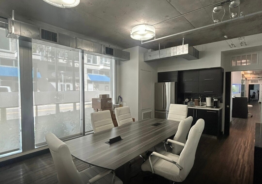 109-111 N 12th St, Tampa, FL à louer Photo intérieure– Image 1 sur 11