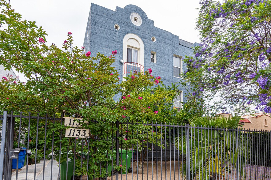 1131 Lodi Pl, Los Angeles, CA à vendre - Photo de l’immeuble – Image 1 sur 10
