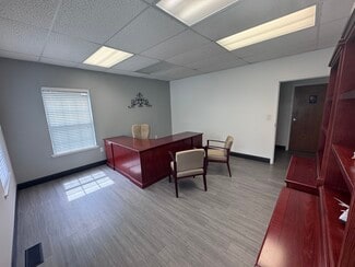 Plus de détails pour 10 Accountants Cir, Seneca, SC - Bureau à louer
